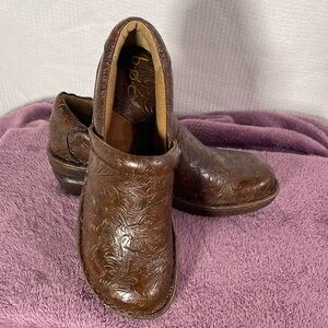 boc Brown Embossed Leather Women's Mules